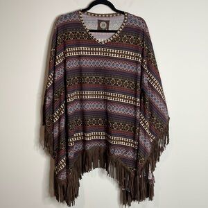 Double D Ranch | Soft Southwestern Poncho Fringe Detail Size Small